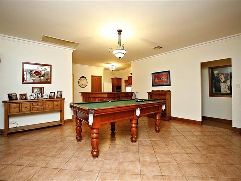 1 Linda Way, Evanston Park SA 5116