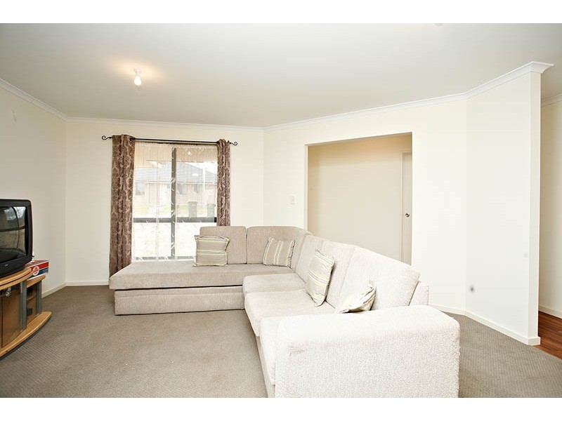 10 Songlark Grove, Hewett SA 5118