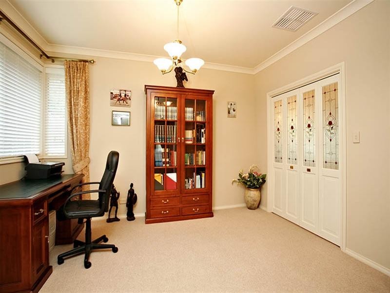 80 Kingfisher Drive, Hewett SA 5118