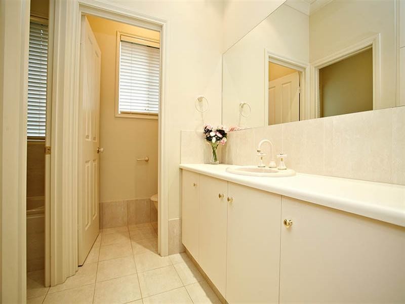 80 Kingfisher Drive, Hewett SA 5118