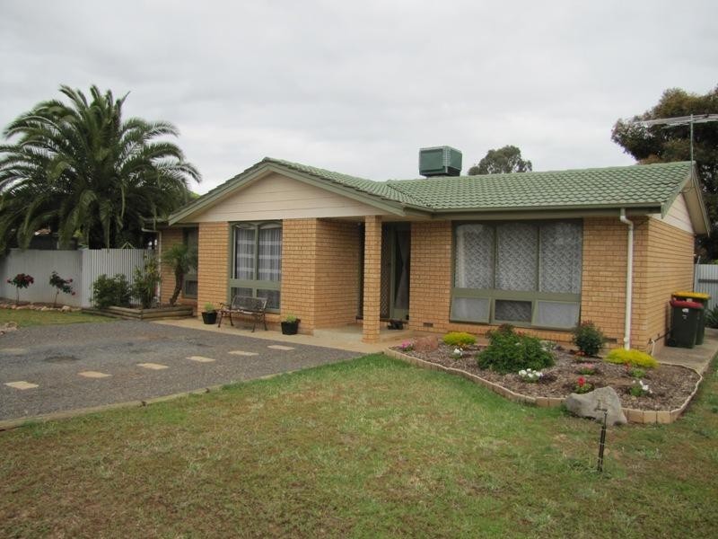 18 Hindmarsh Boulevard, Evanston Gardens SA 5116