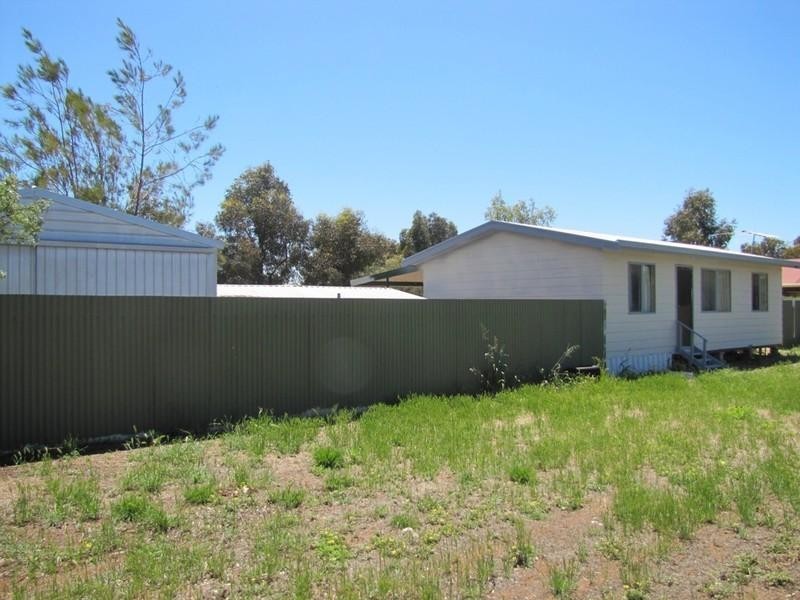 7 Geoffrey Street, Lewiston SA 5501