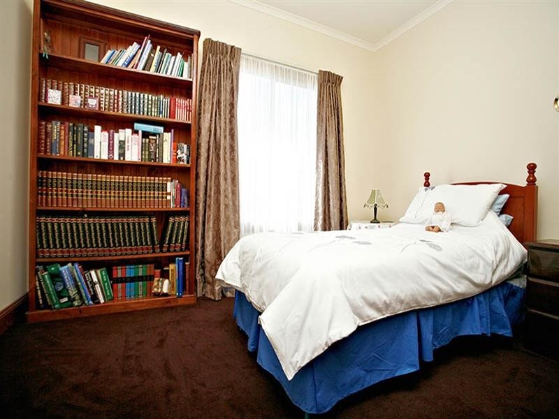 11 Shrike Place, Hewett SA 5118