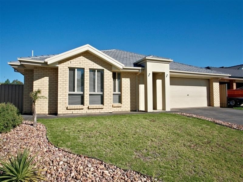 1 Challen Court, Evanston Park SA 5116