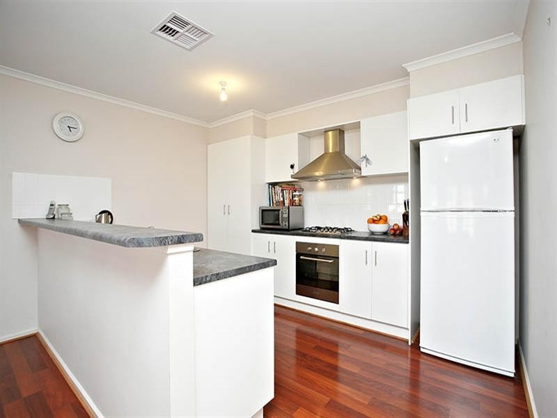 1 Challen Court, Evanston Park SA 5116