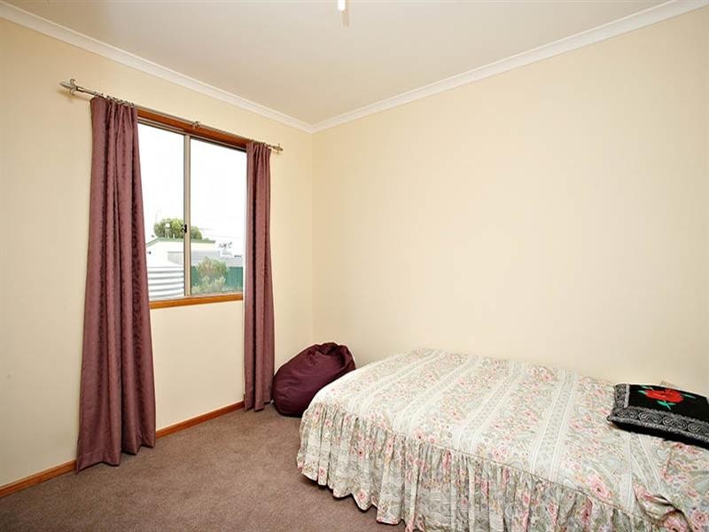 18 Heron Crescent, Thompson Beach SA 5501