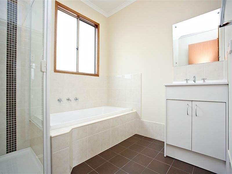 18 Heron Crescent, Thompson Beach SA 5501