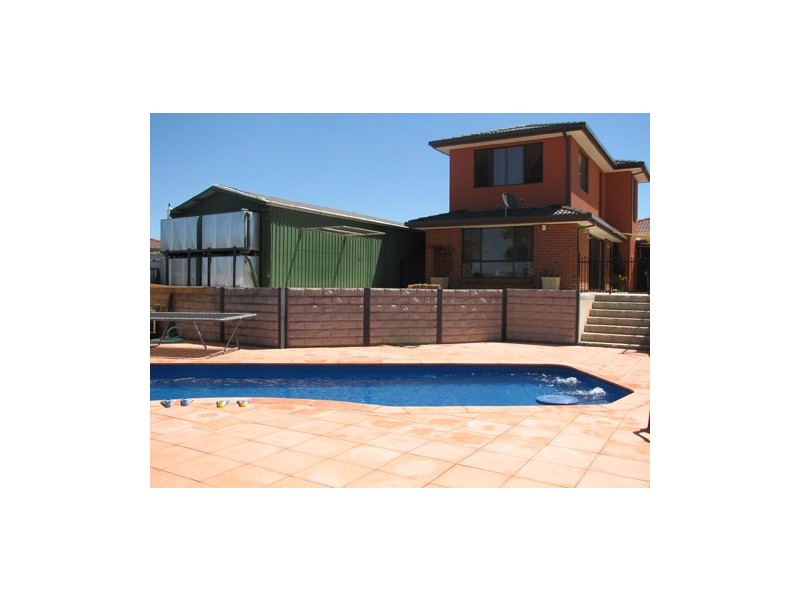 12 Barkley Crescent, Willaston SA 5118