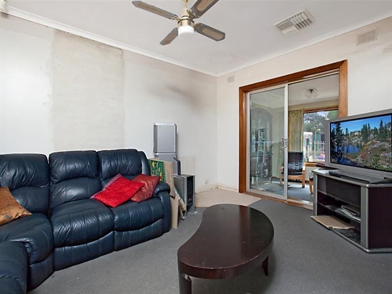 24 Welby Avenue, Salisbury East SA 5109