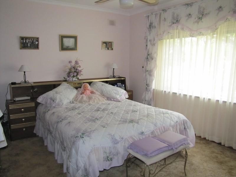 3 Harding Avenue, Willaston SA 5118