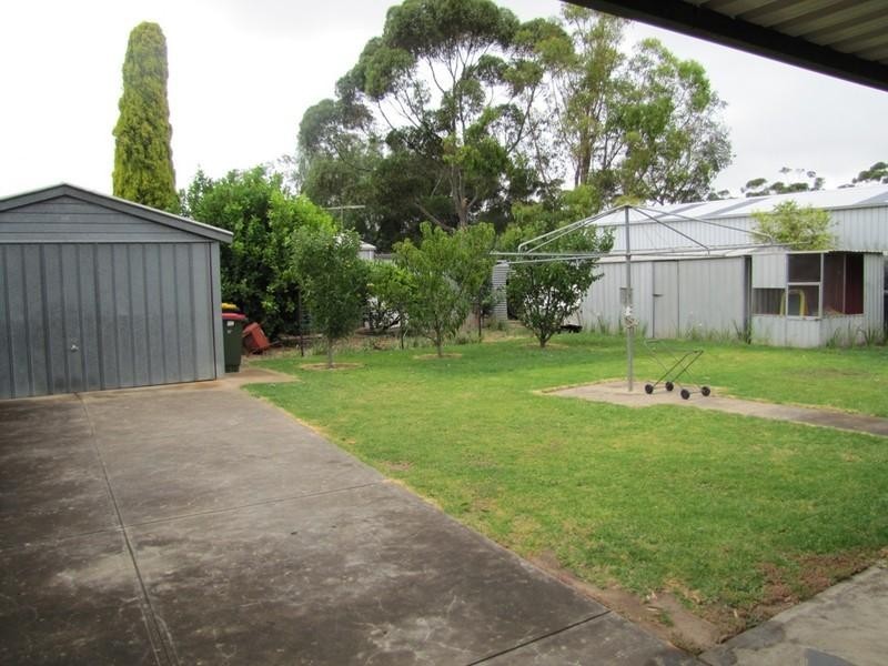 3 Harding Avenue, Willaston SA 5118