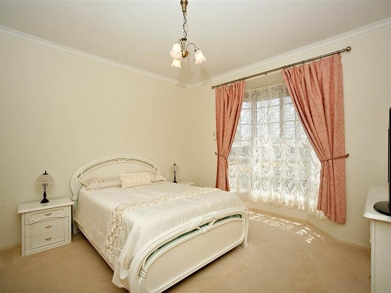 8 Witt Way, Evanston Park SA 5116