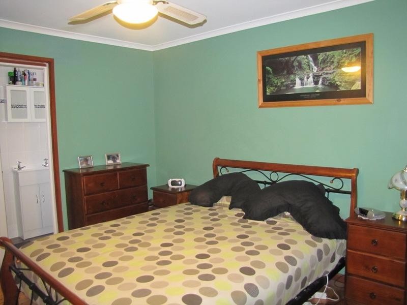 9 Gurumbi Crescent, Munno Para SA 5115