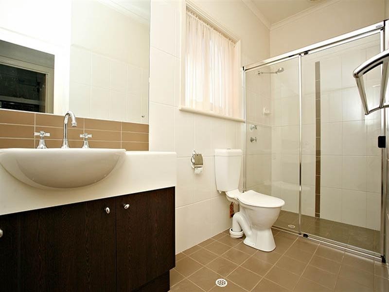 24 Shoalhaven Circuit, Mawson Lakes SA 5095