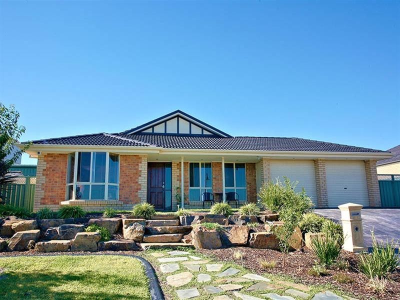 3 Robin Circuit, Evanston Park SA 5116