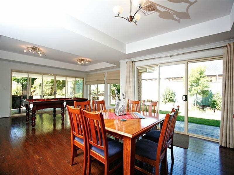 3 Robin Circuit, Evanston Park SA 5116