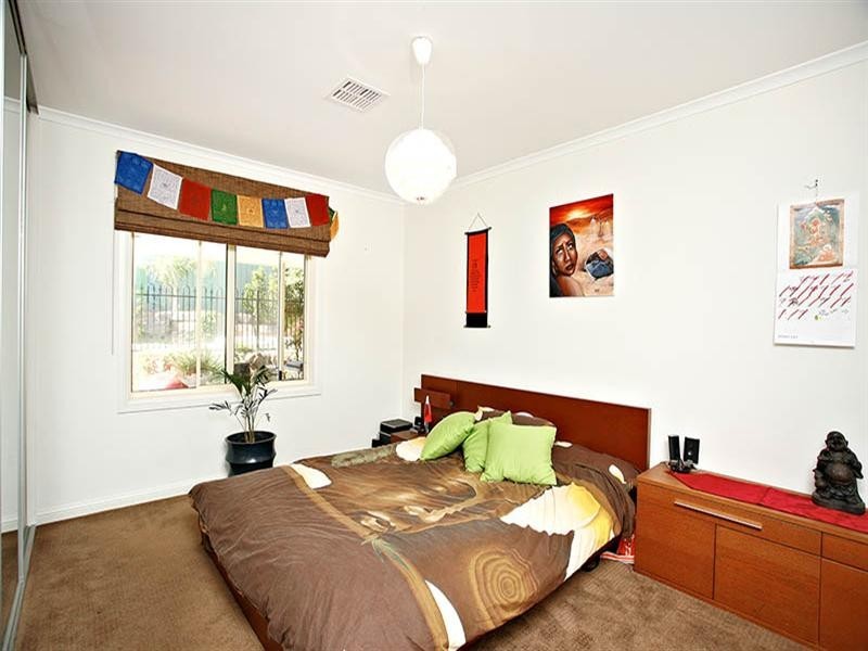 3 Robin Circuit, Evanston Park SA 5116