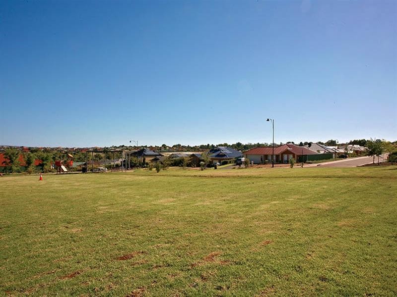 3 Robin Circuit, Evanston Park SA 5116