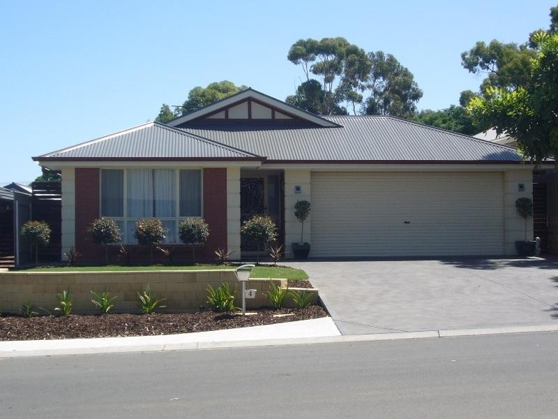 4 Colville Drive, Willaston SA 5118
