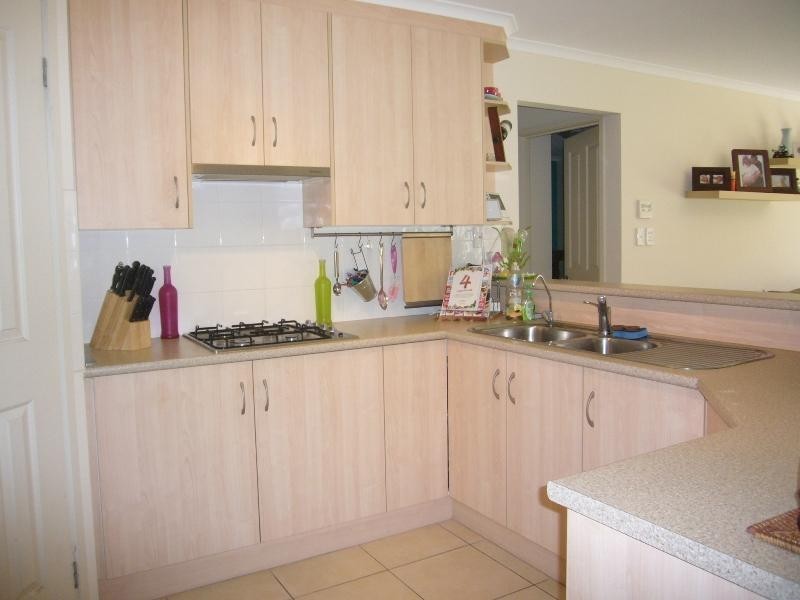 4 Colville Drive, Willaston SA 5118