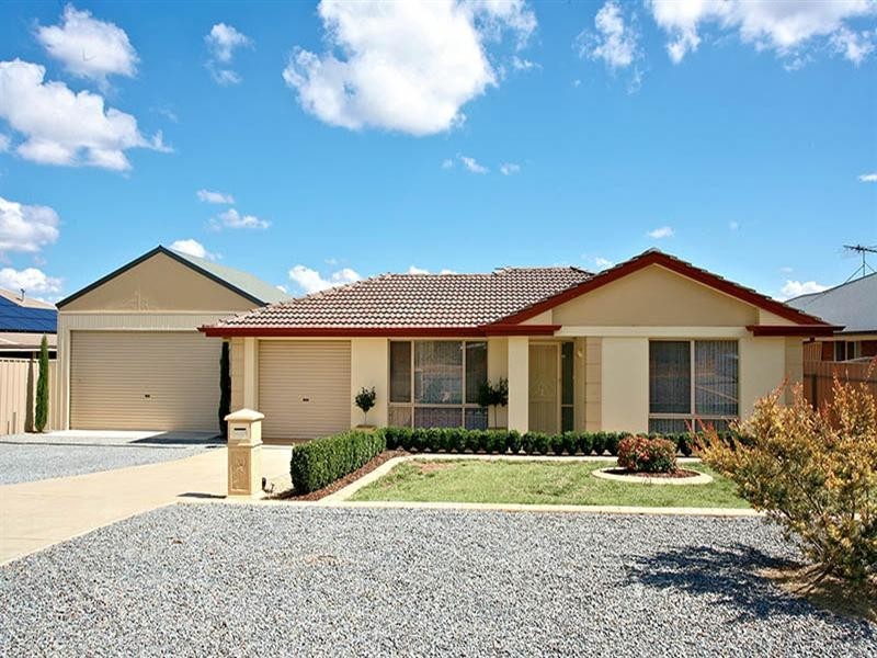 104 Sunnyside Drive, Evanston Park SA 5116