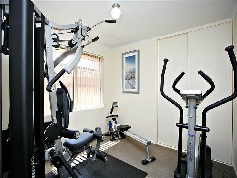 104 Sunnyside Drive, Evanston Park SA 5116