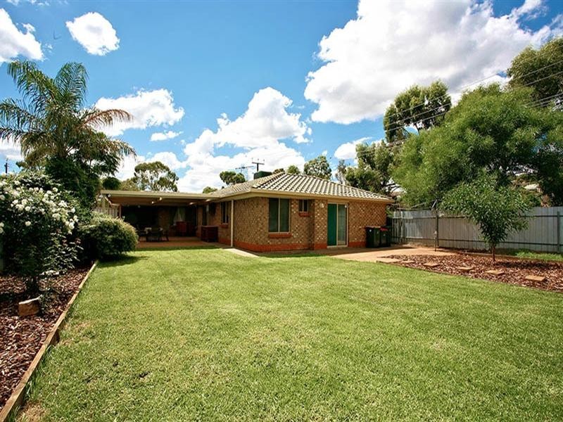 2 Sydney Drive, Salisbury Heights SA 5109