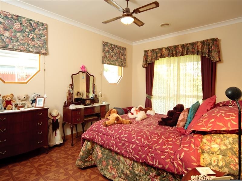 4 Max Fatchen Drive, Angle Vale SA 5117