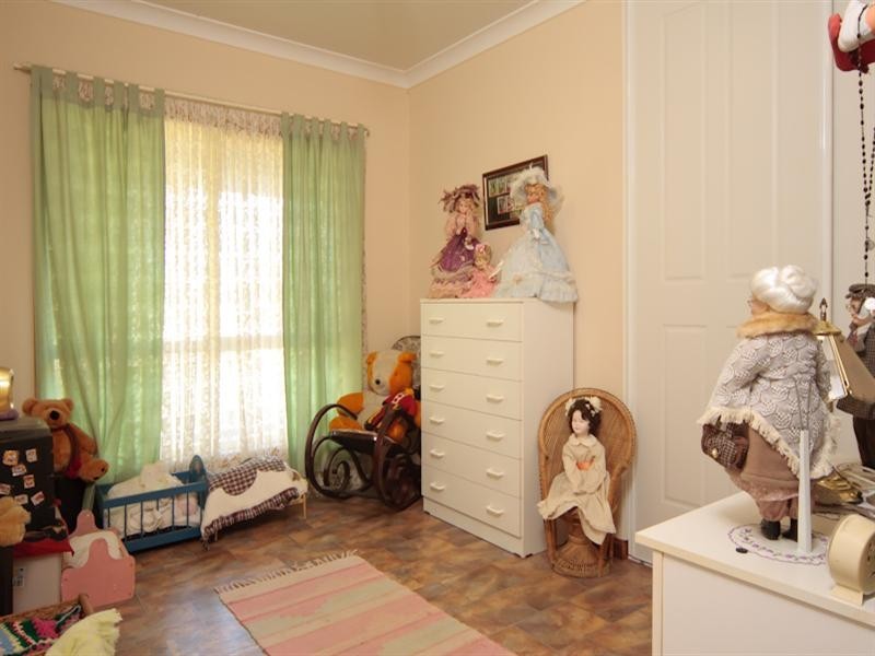 4 Max Fatchen Drive, Angle Vale SA 5117