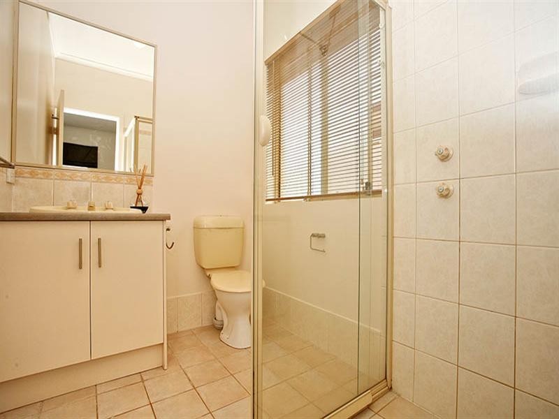 25 Thiele Crescent, Evanston Park SA 5116