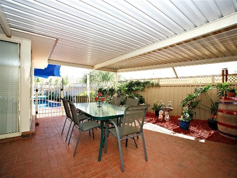 12 Thiele Crescent, Evanston Park SA 5116