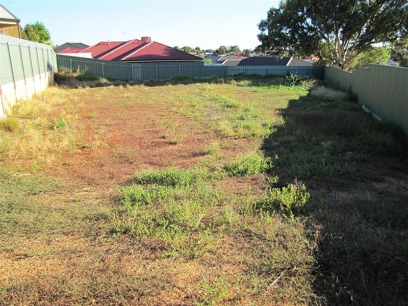 806 Bagot Court, Evanston Park SA 5116