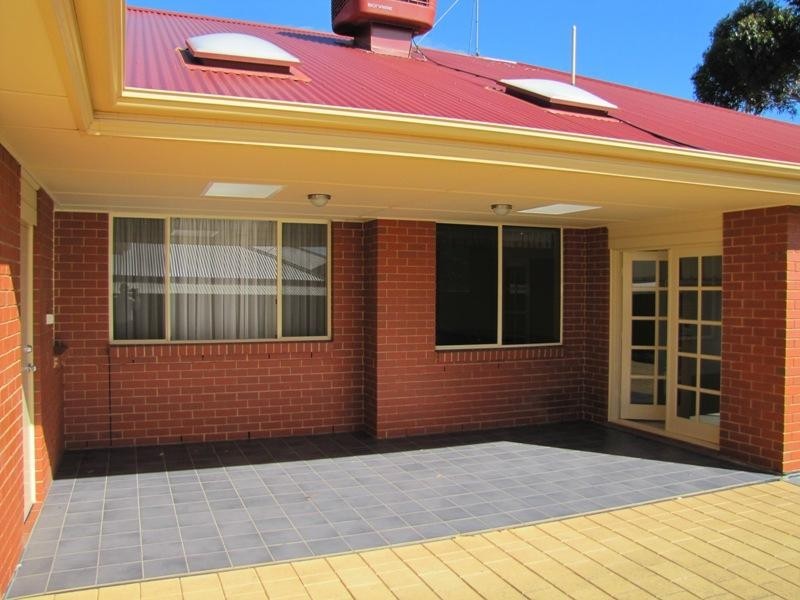 14 Coleman Parade, Evanston Park SA 5116