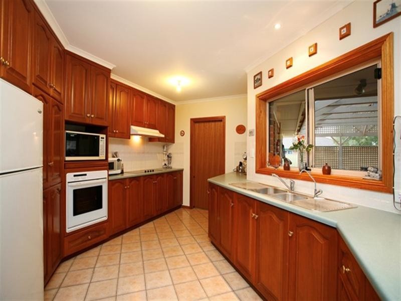 4 Edmonds Road, Angle Vale SA 5117