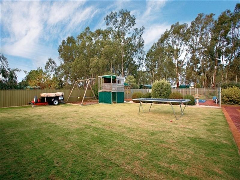 4 Edmonds Road, Angle Vale SA 5117