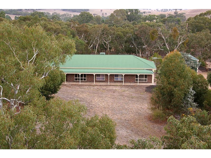 13a The Barracks, Cockatoo Valley SA 5351