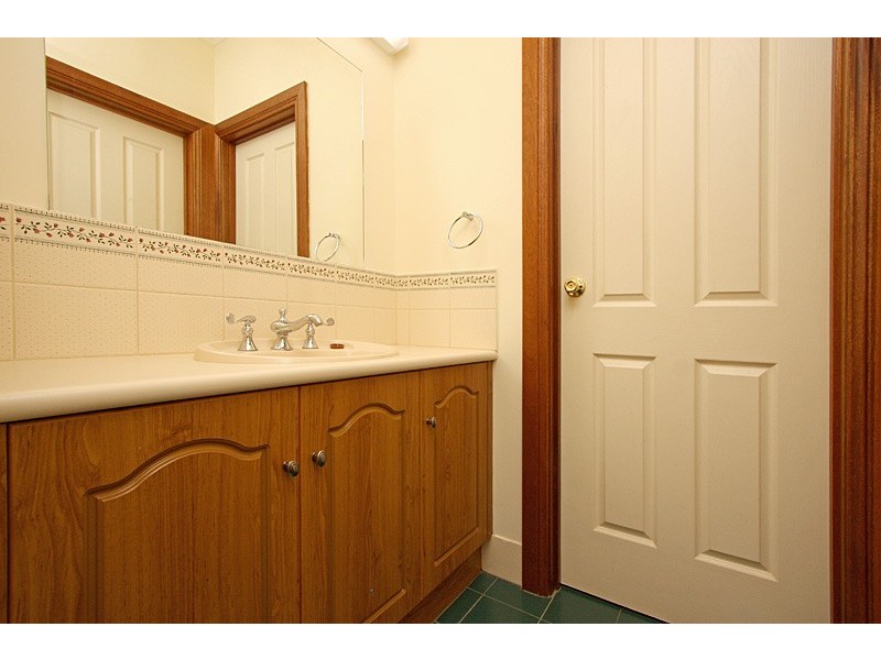 13a The Barracks, Cockatoo Valley SA 5351