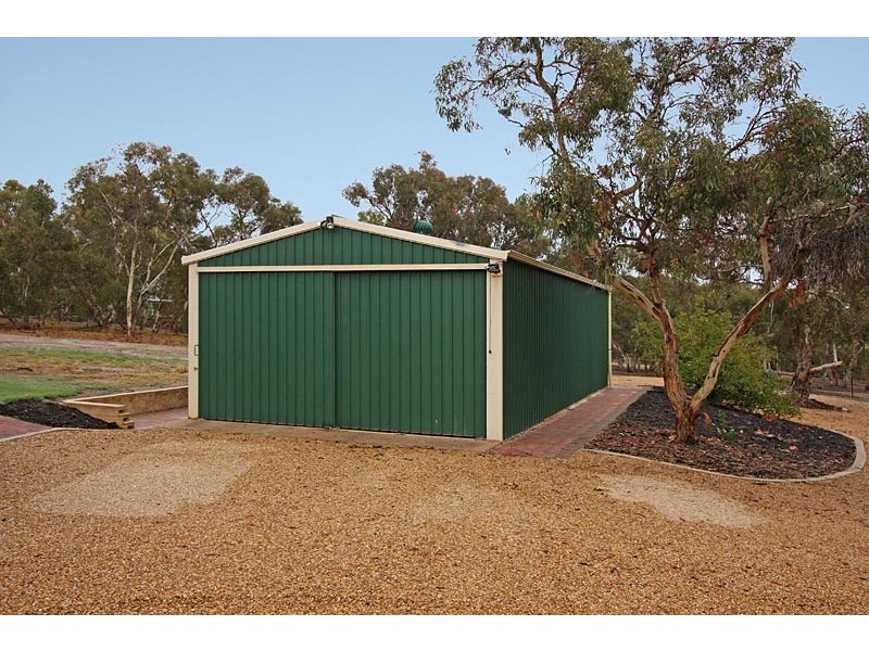 13a The Barracks, Cockatoo Valley SA 5351