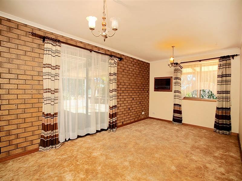 60 Lyndoch Road, Gawler East SA 5118