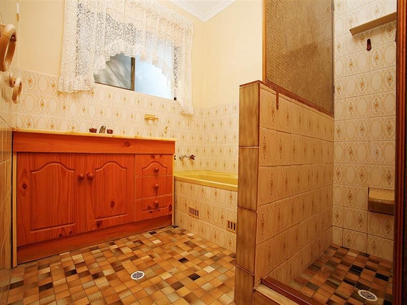 60 Lyndoch Road, Gawler East SA 5118