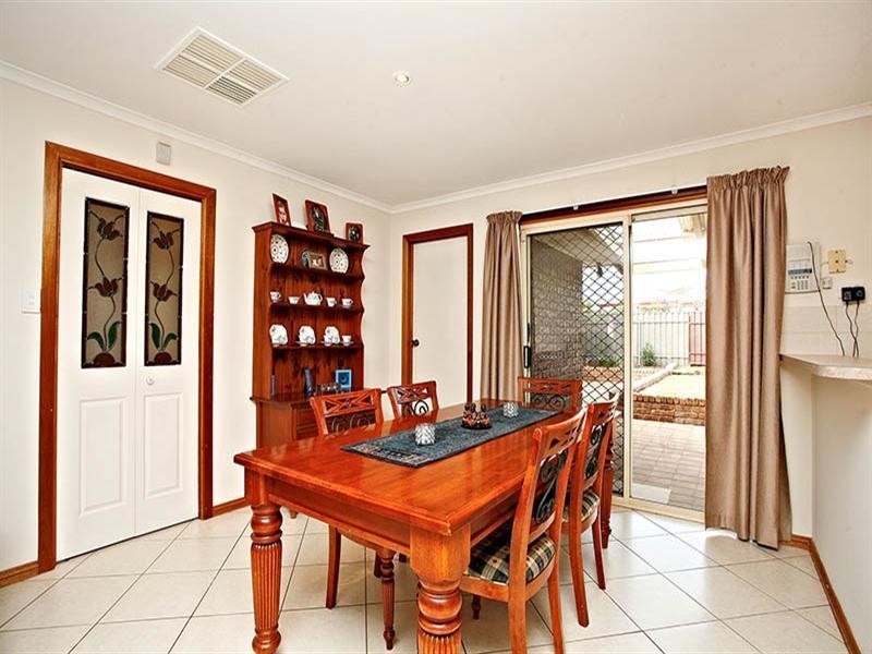 10 Cherrytree Crescent, Blakeview SA 5114