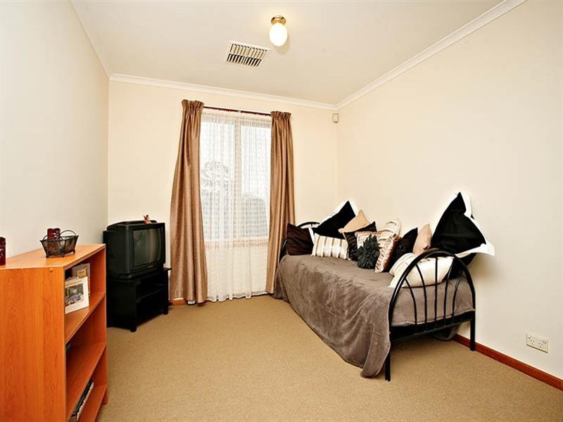 10 Cherrytree Crescent, Blakeview SA 5114