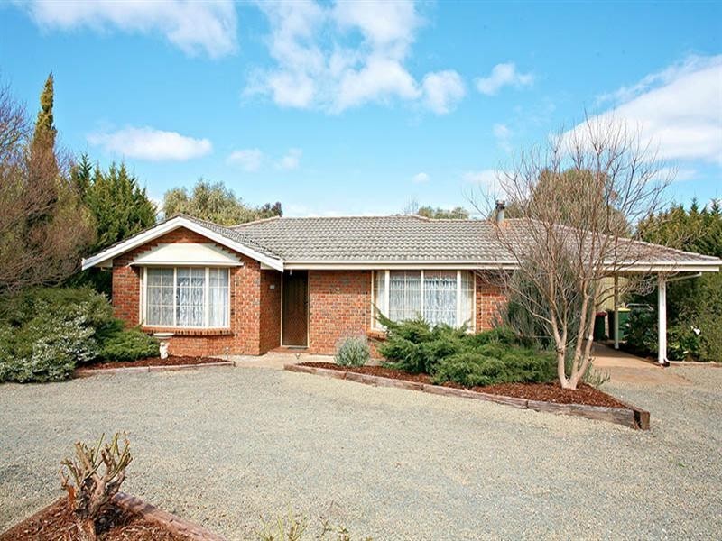 2 Victor Road, Greenock SA 5360