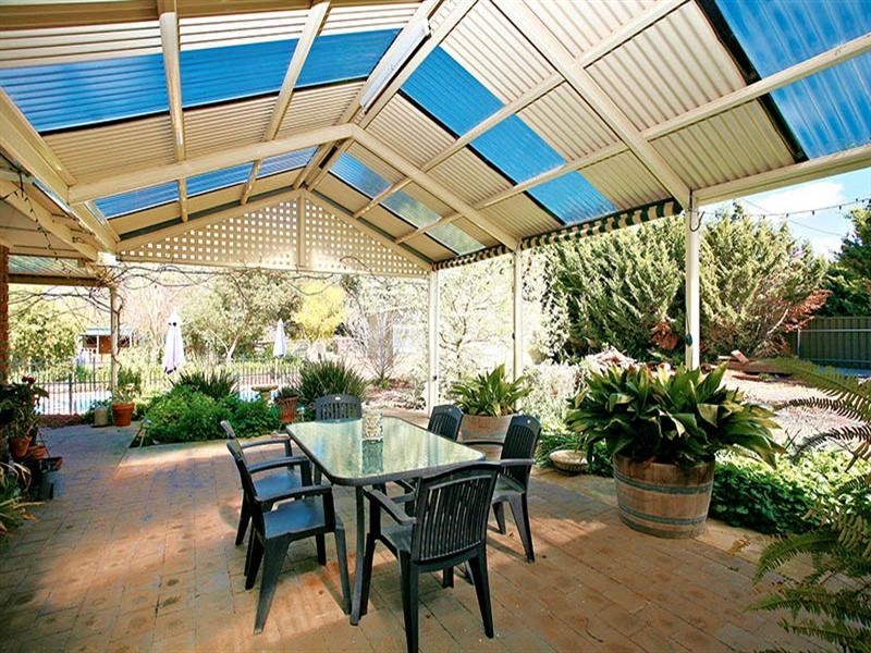 2 Victor Road, Greenock SA 5360