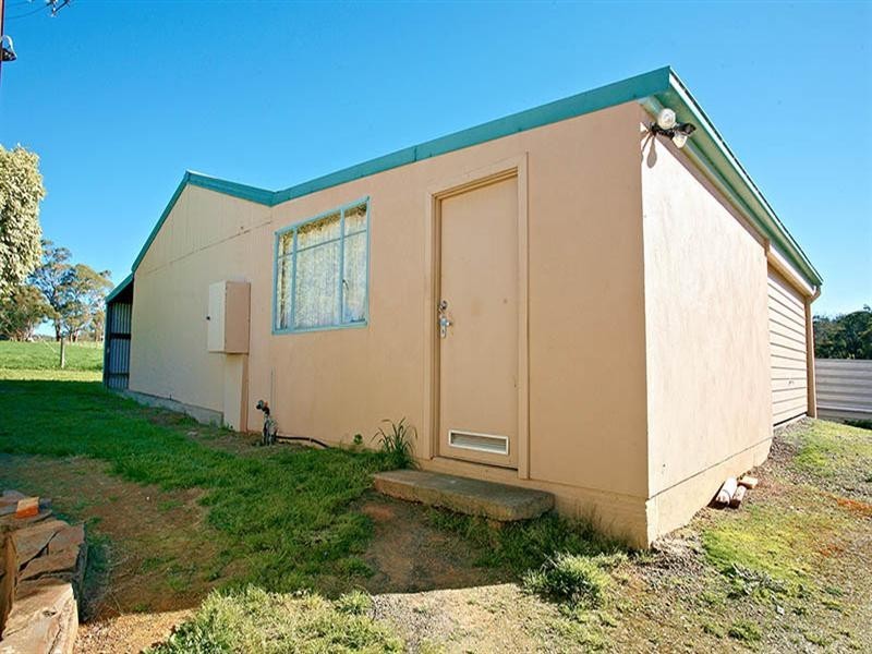 231 Whites Road, Flaxley SA 5153
