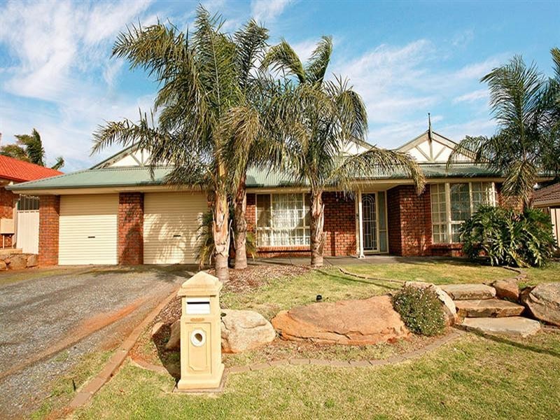 10 Trinity Drive, Evanston Park SA 5116