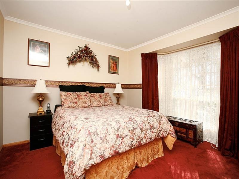 10 Trinity Drive, Evanston Park SA 5116