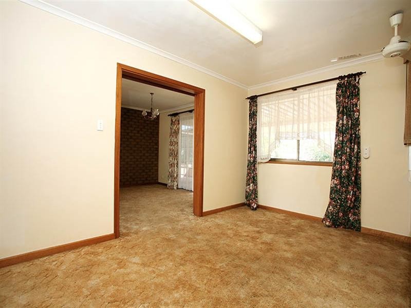 60 Lyndoch Road, Gawler East SA 5118