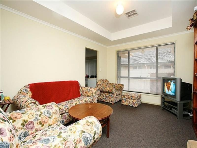 47 Mitchell Drive, Evanston Park SA 5116