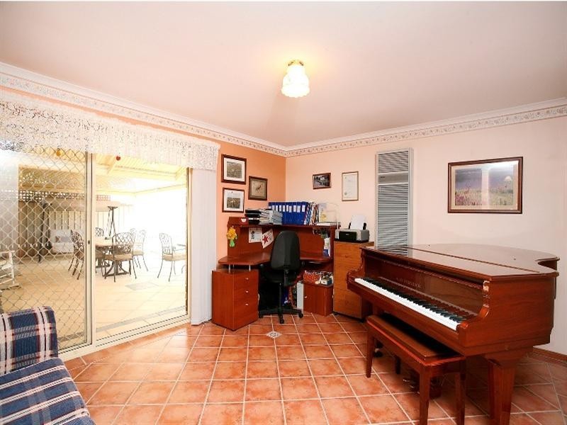 12 Baldock Street, Evanston Park SA 5116